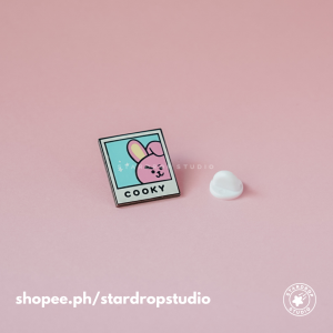 Enamel Pin 01